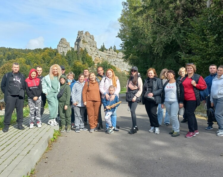 Фортеця Тустань, водоспади та перше знайомство із Закарпаттям